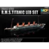 Academy RMS Titanic + LED SetUpper Pont Et Cabine éclairage EffectMCP (Multicolore Parts) LED Unit.Display Stand Avec Holder.Requires Ba