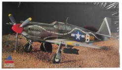 Maquette Avion A-36 Apache -Jouets Modèles Magasin accurate miniatures s1193401 a 36 apache 2