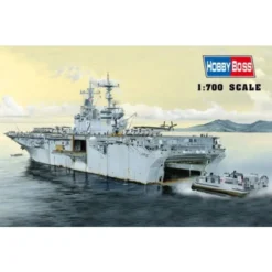 Maquette Bateau USS Essex LHD-2