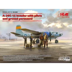 ICM Maquette Avion A-26C-15 Invader Avec Pilotes Et Personnel Au Sol