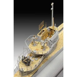Revell Maquette Bateau German Submarine Type VII C/41 1/72 -Jouets Modèles Magasin revell reve05163 german submarine type vii c 41 1 72 1