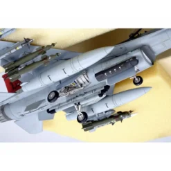 Tamiya Maquette Avion Lockheed Martin F-16C (Block 25/32) -Jouets Modèles Magasin tamiya ta61101 lockheed martin f 16c block 25 32 1 2